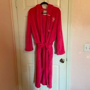 Victoria Secret Pink Fuzzy Robe